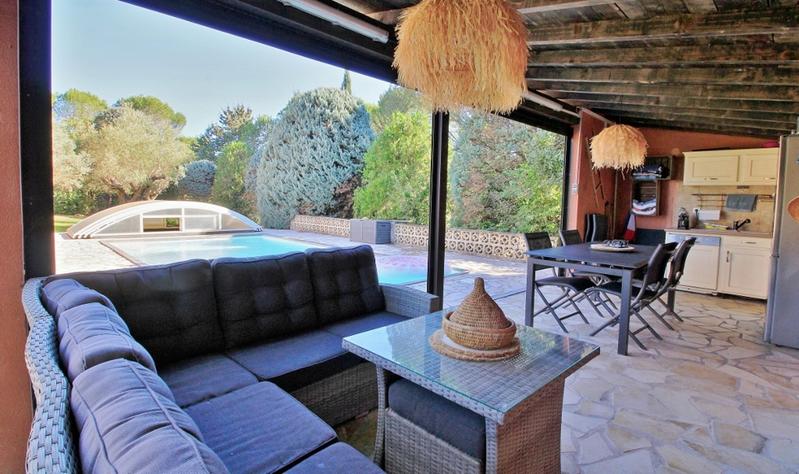 Villa - 220 m² - 7 pièces