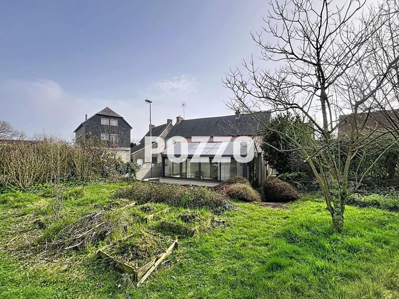 Maison - 143 m² - 6 pièces