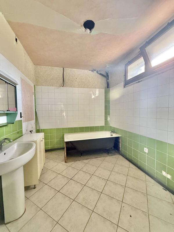 Villa - 157 m² - 6 pièces