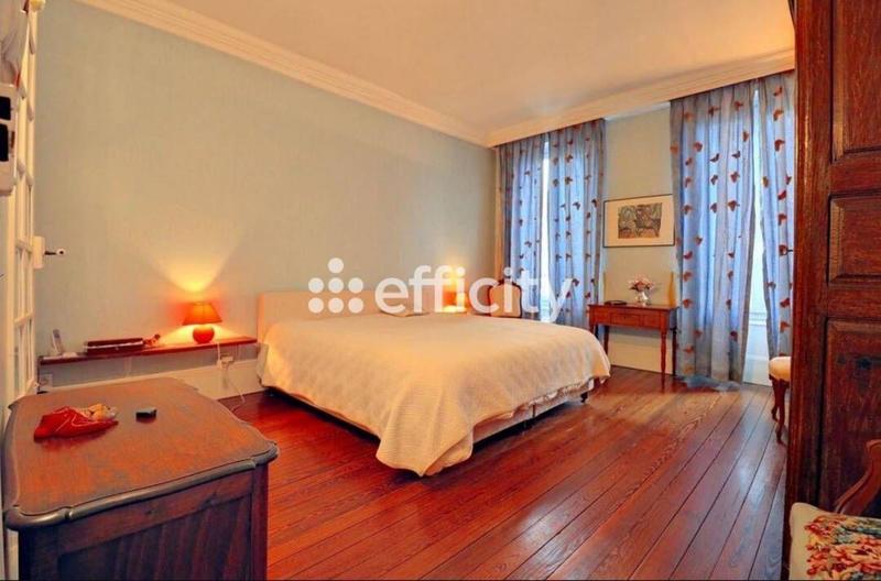 Maison - 153 m² - 7 pièces