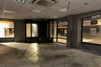 Local commercial - 70 m²
