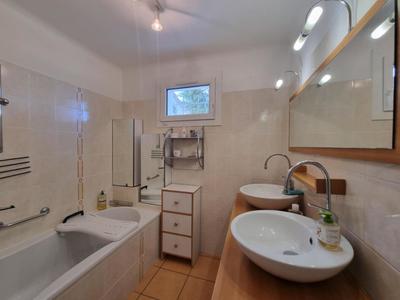 Maison - 104 m² - 5 pièces