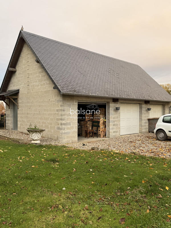 Maison - 226 m² - 8 pièces