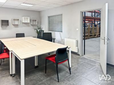 Local commercial - 731 m²