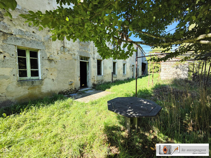 Maison ancienne - 101 m² - 8 pièces