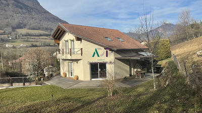 Maison - 158 m² - 6 pièces