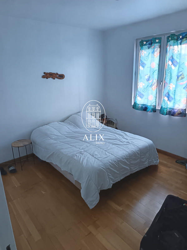 Maison - 84 m² - 4 pièces