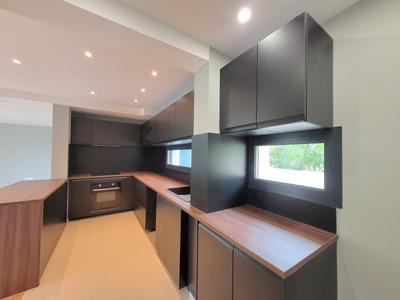 Villa - 207 m² - 6 pièces