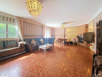 Maison - 148 m² - 5 pièces