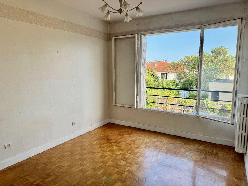 Appartement - 80 m² - 4 pièces