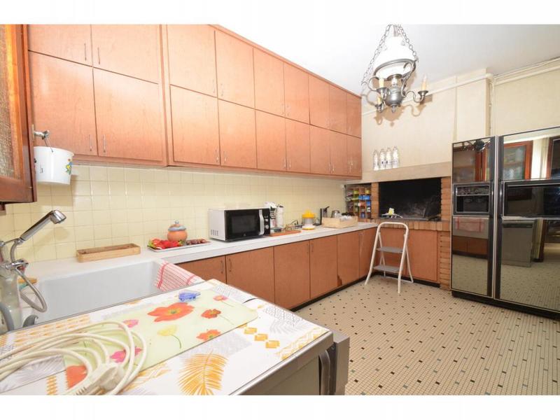 Maison - 229 m² - 6 pièces