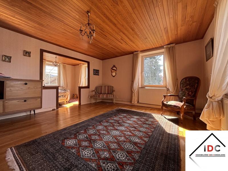 Maison - 190 m² - 6 pièces