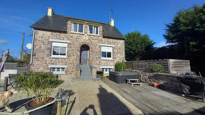 Maison - 111 m² - 6 pièces