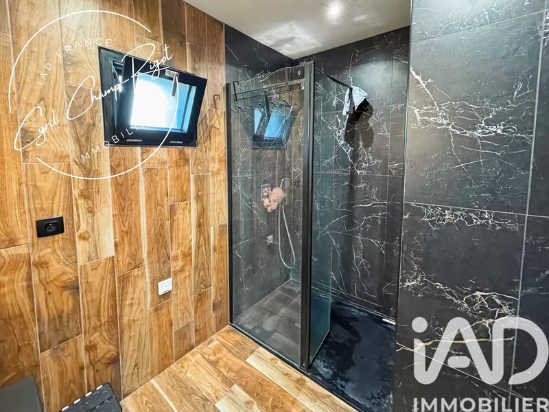 Maison - 105 m² - 7 pièces