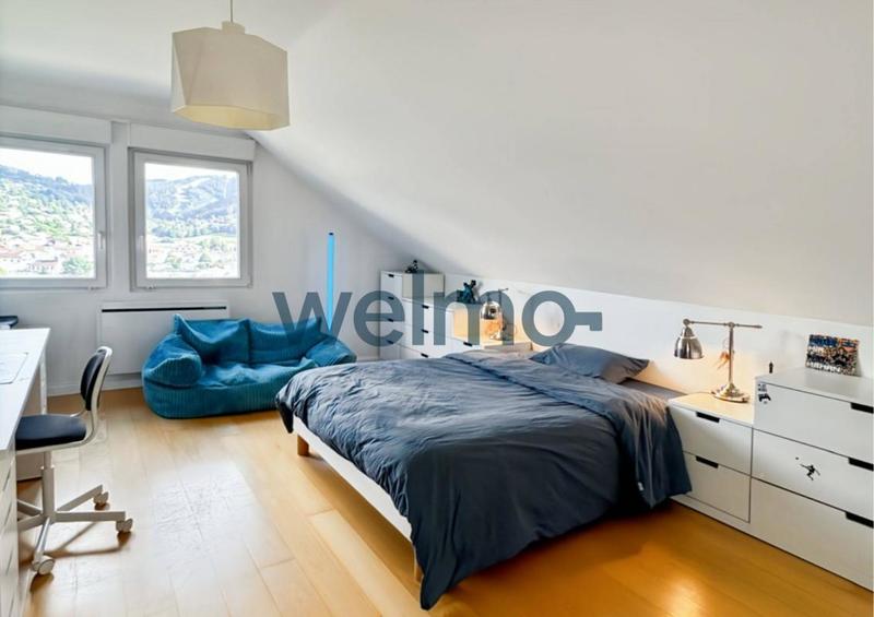 Châlet - 180 m² - 7 pièces