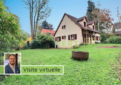 Maison traditionnelle - 109 m² - 6 pièces