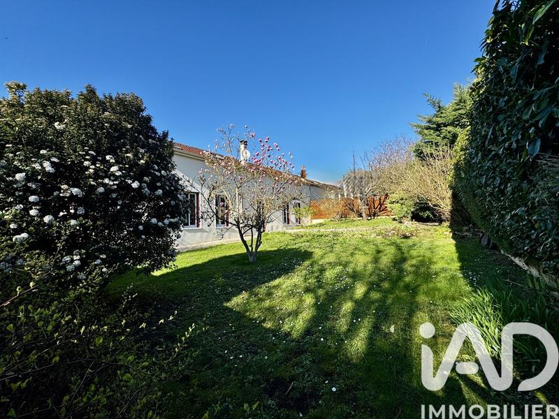 Maison - 143 m² - 7 pièces