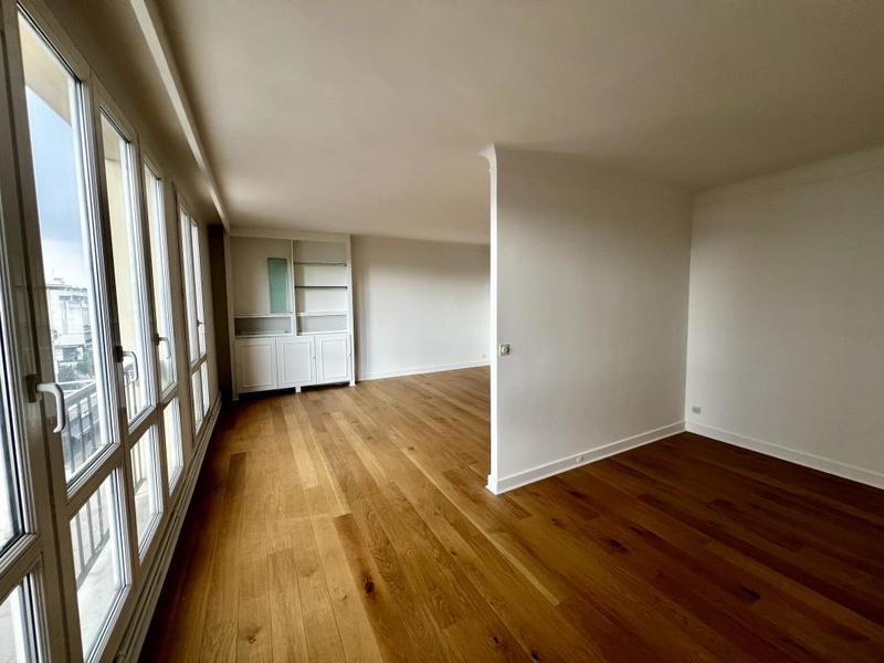 Appartement - 90 m² - 4 pièces