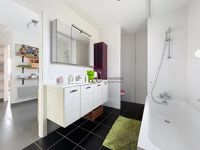 Maison - 106 m² - 4 pièces