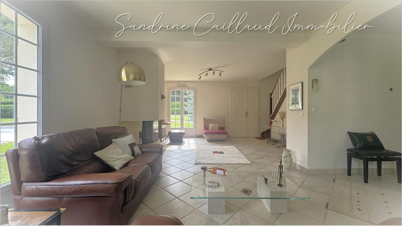 Maison - 165 m² - 6 pièces