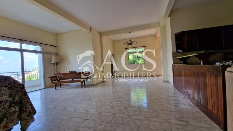 Maison - 336 m² - 11 pièces