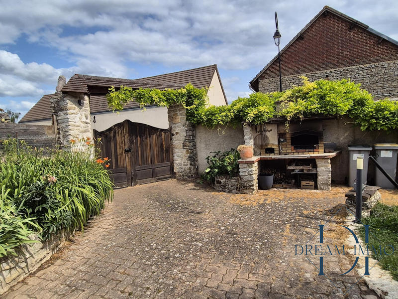 Maison - 187 m² - 7 pièces