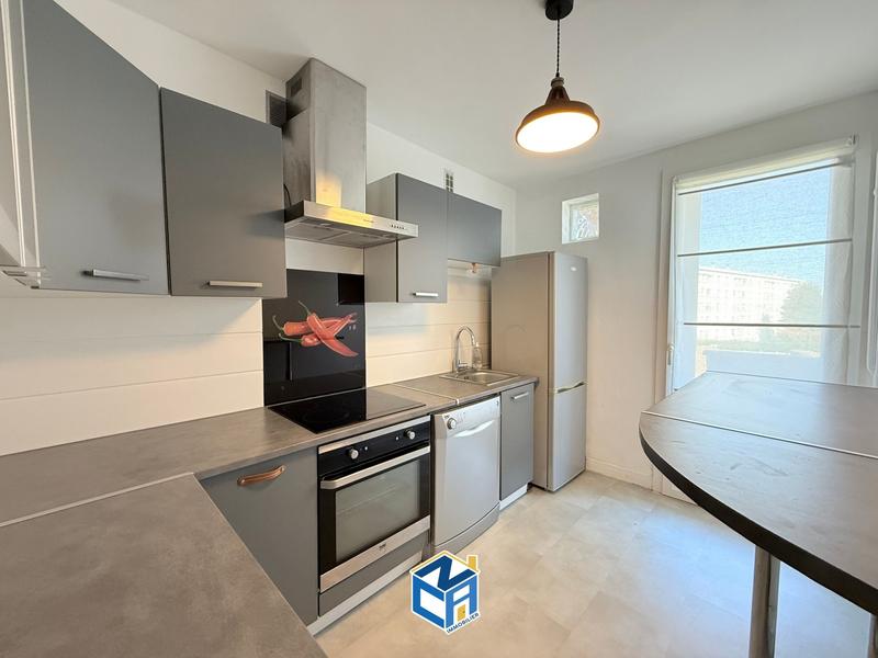 Appartement - 64 m² - 4 pièces