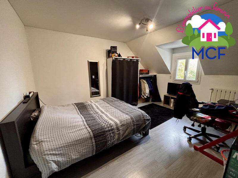 Maison traditionnelle - 167 m² - 5 pièces