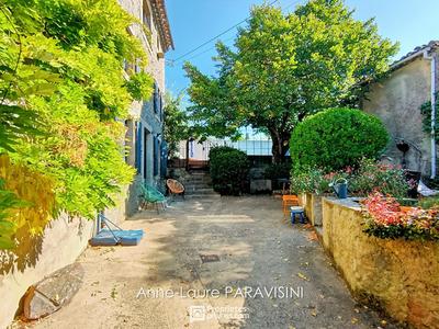 Maison de village - 190 m² - 7 pièces