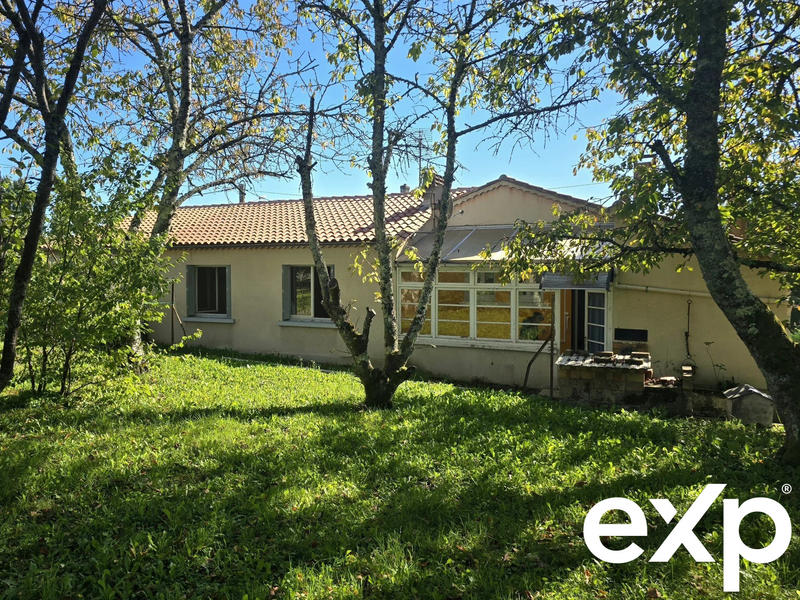 Maison - 93 m² - 5 pièces