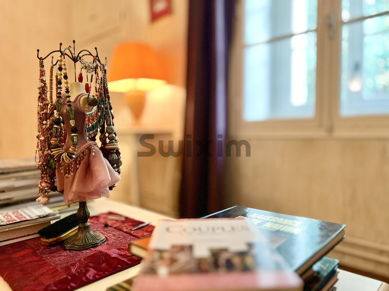 Mas - 400 m² - 13 pièces