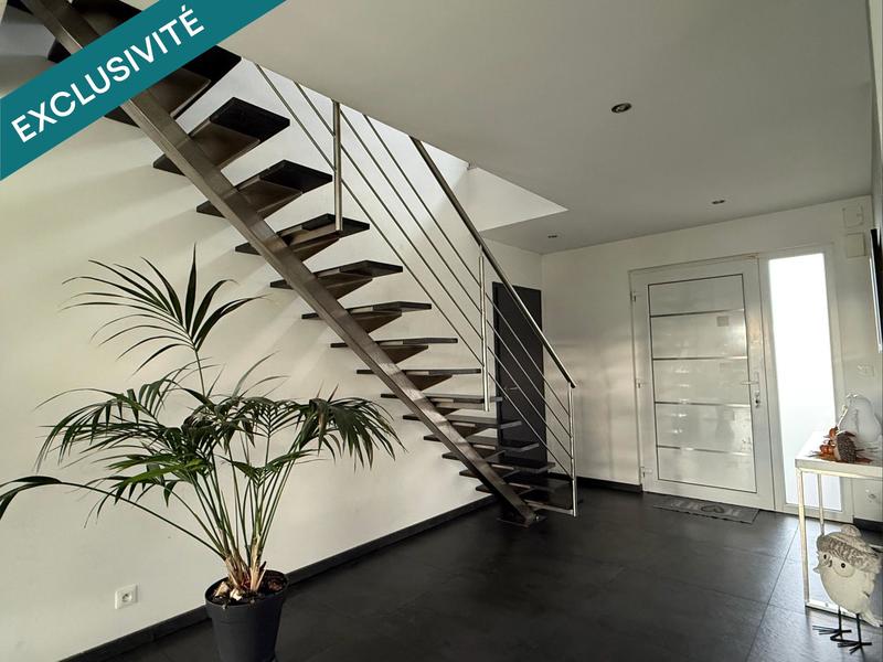 Maison - 179 m² - 5 pièces