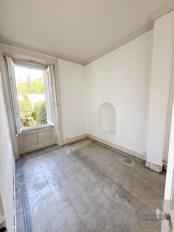 Appartement - 148 m² - 6 pièces