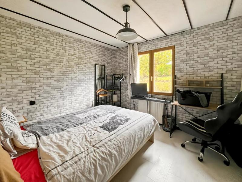 Pavillon - 104 m² - 6 pièces