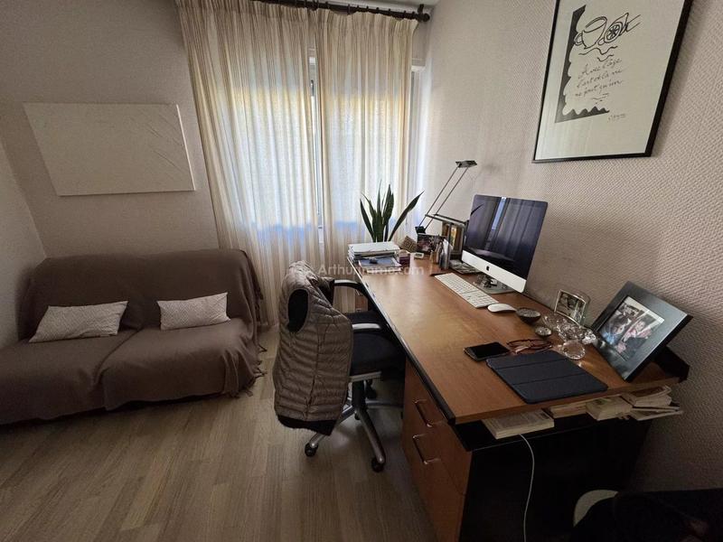 Maison - 200 m² - 8 pièces