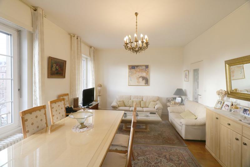 Appartement - 100 m² - 5 pièces