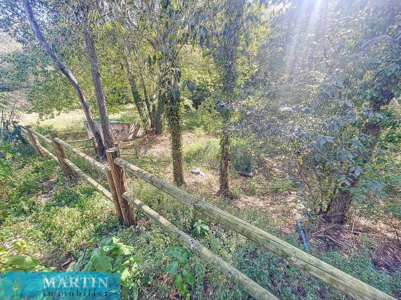 Mas - 250 m² - 10 pièces