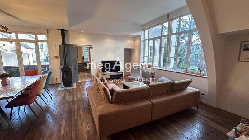 Maison - 137 m² - 5 pièces