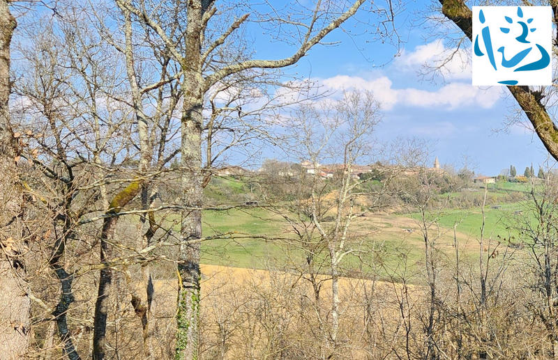 Maison - 280 m² - 8 pièces