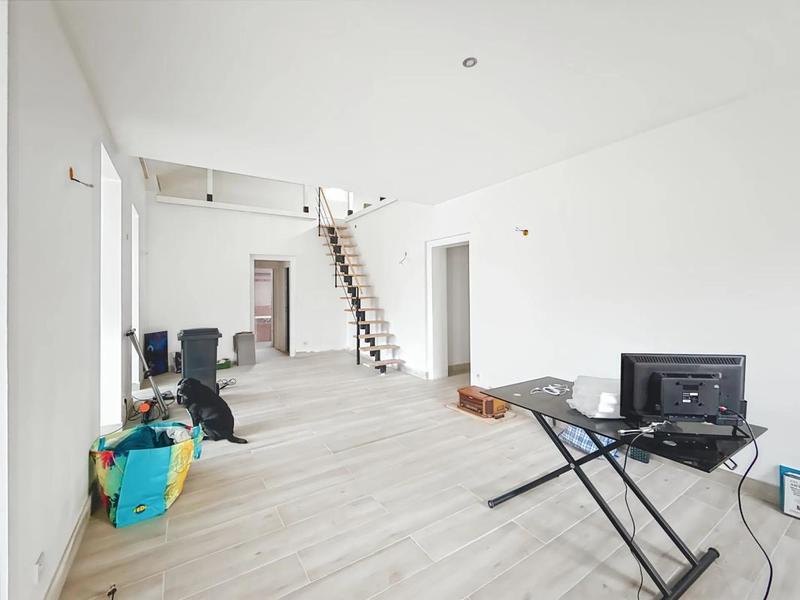 Maison en pierre - 200 m² - 9 pièces