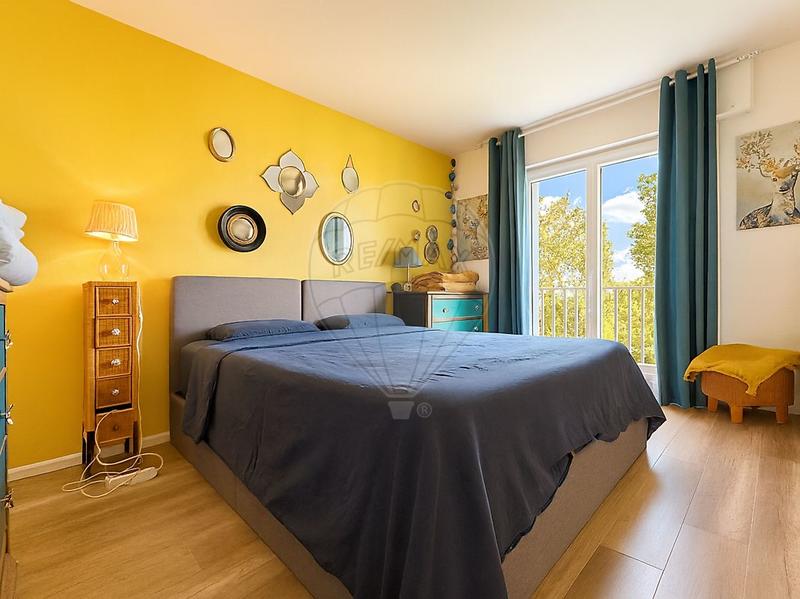 Appartement - 84 m² - 3 pièces