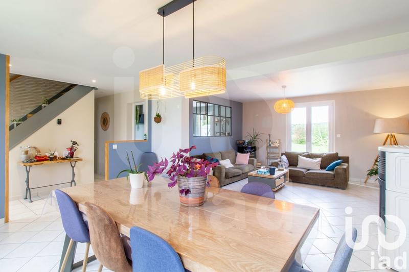 Maison - 145 m² - 7 pièces