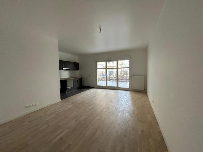 Appartement - 90 m² - 4 pièces