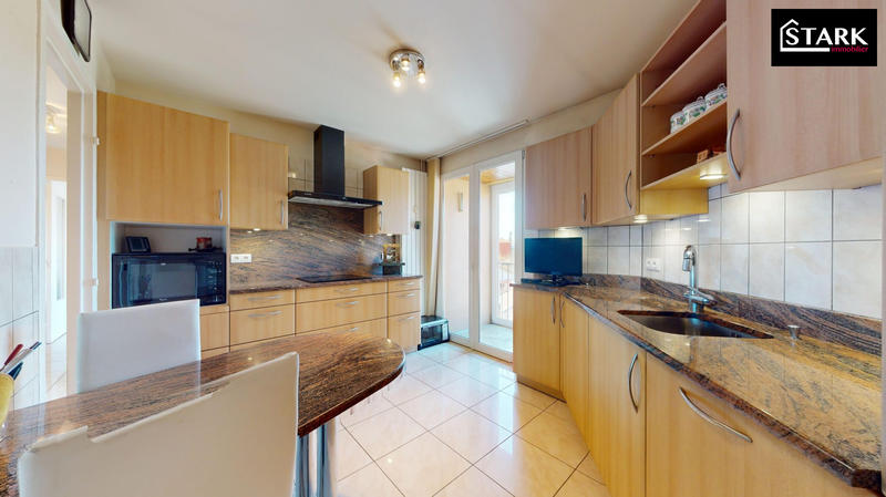 Appartement - 120 m² - 5 pièces