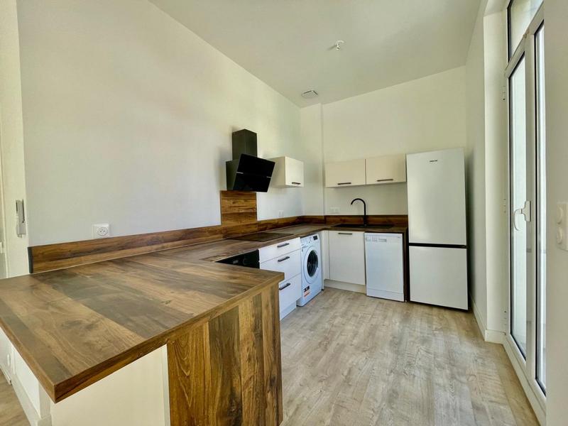 Immeuble - 8 pièces