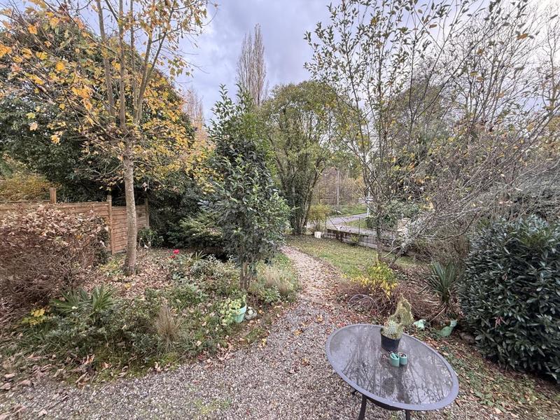 Maison - 181 m² - 8 pièces