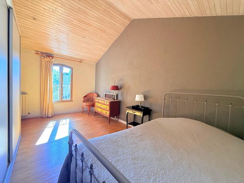 Maison de ville - 200 m² - 5 pièces