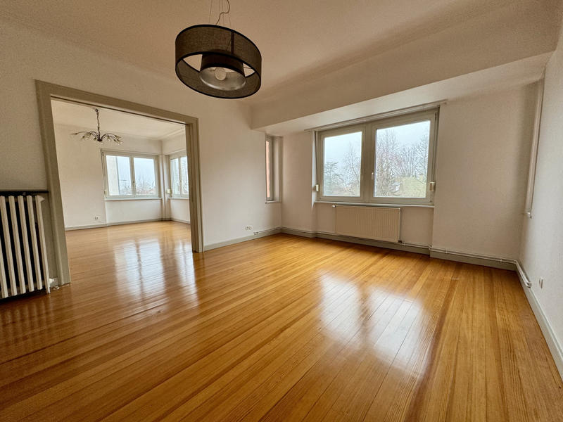 Appartement - 130 m² - 5 pièces