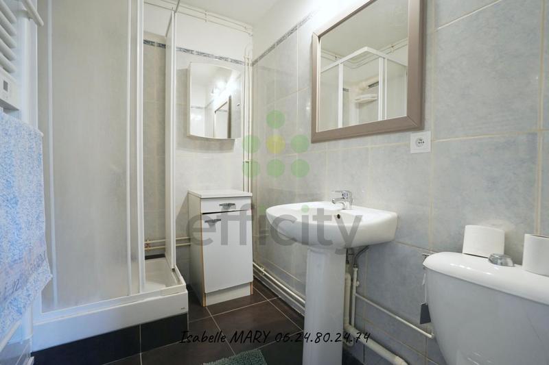 Maison - 179 m² - 5 pièces