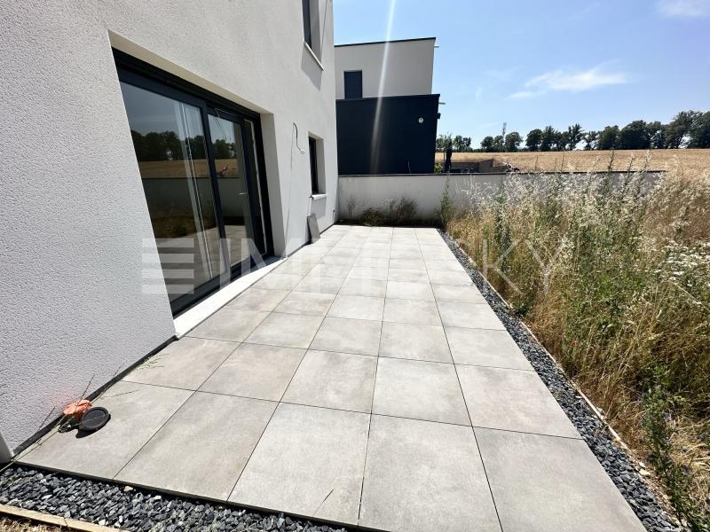 Maison - 111 m² - 5 pièces